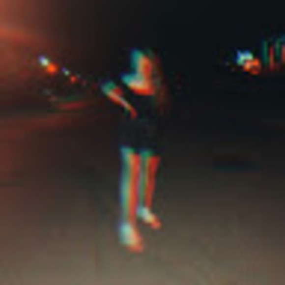 Meet your Posher, Meghan - Picture 1 of 1